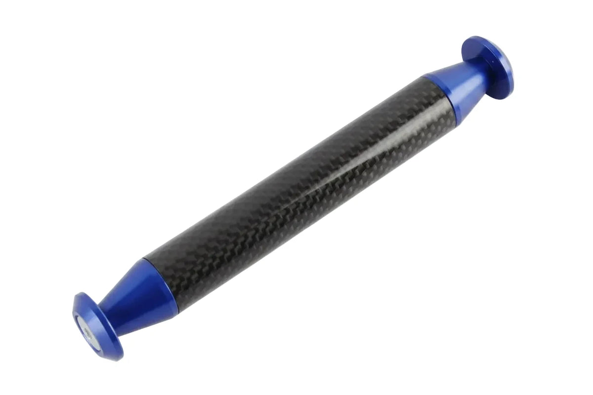Carbon Gepäckträger mit Hebegriff