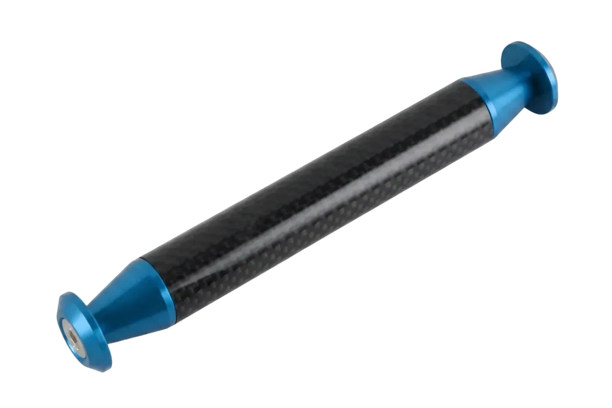 Carbon Gepäckträger mit Hebegriff